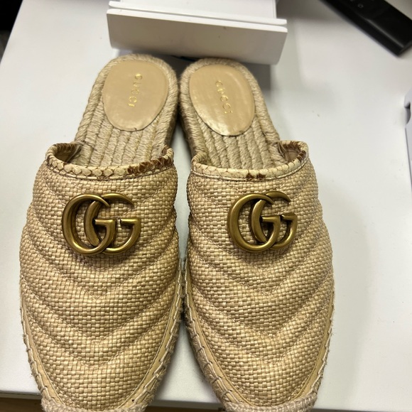 Authentic Gucci espadrille - Picture 5 of 10